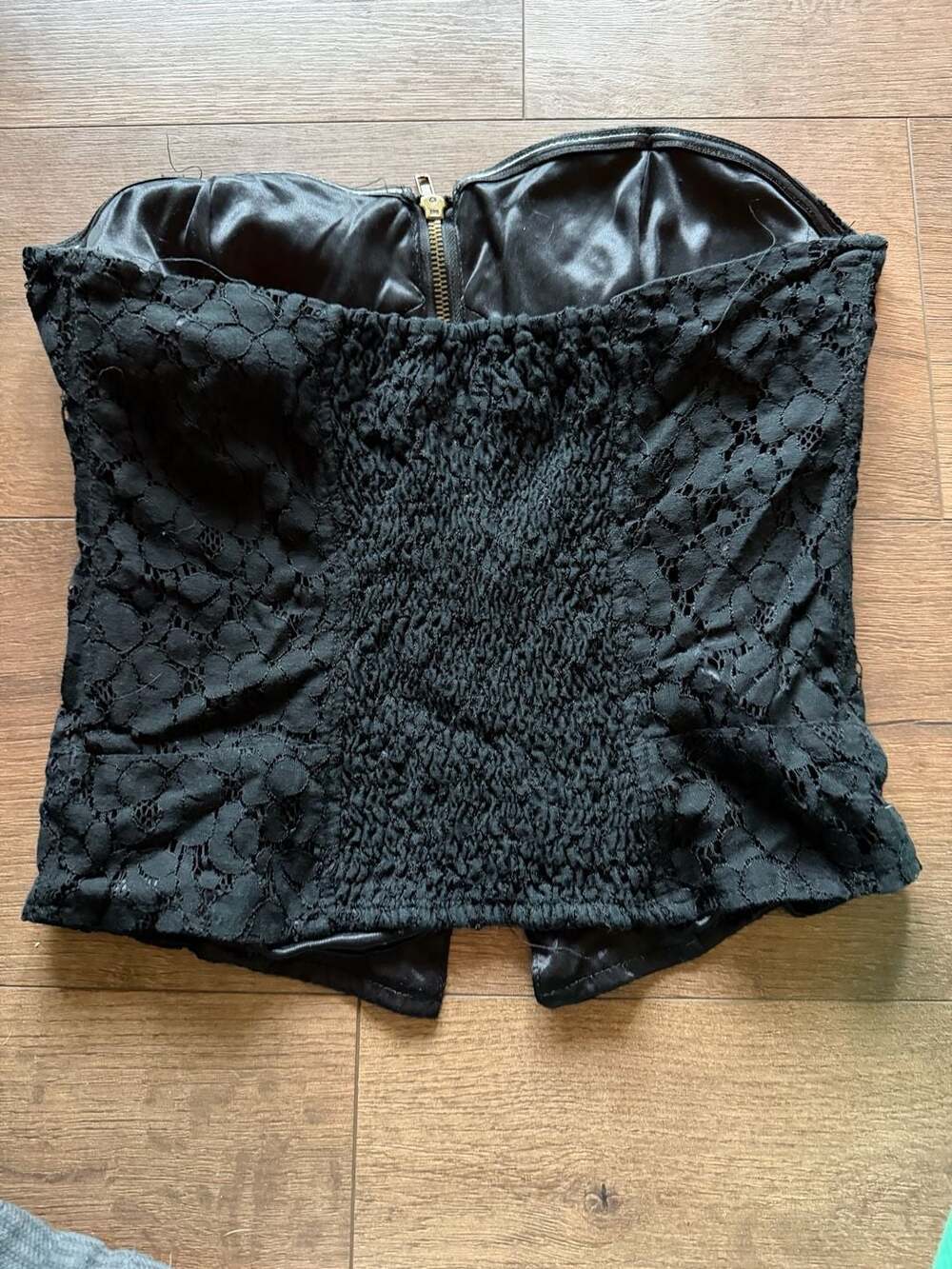 Black Lace Strapless Front Zip Corset Bustier Top - Picture 2 of 3